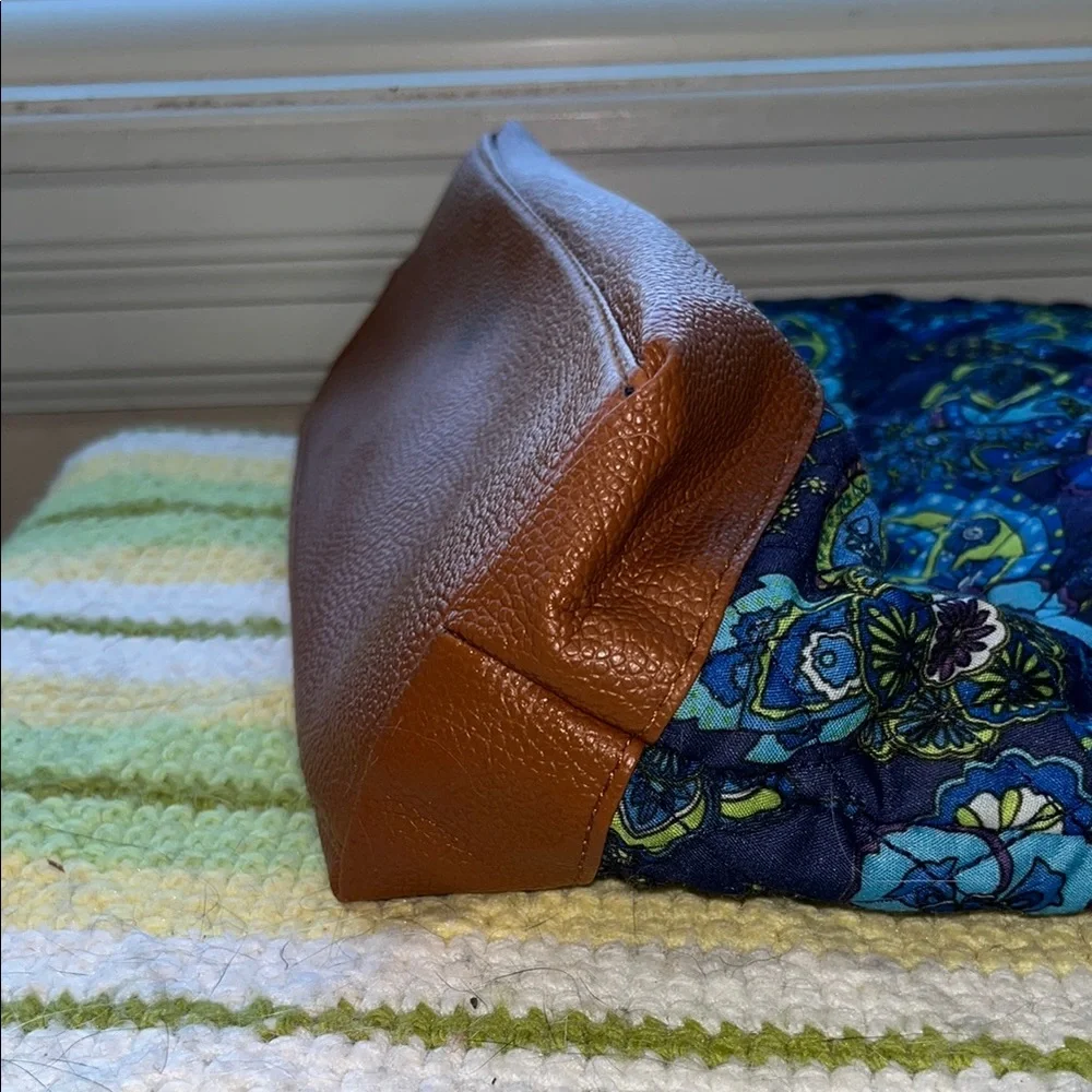 Floral Blue and Brown‎ Shoulder Bag Stone New York